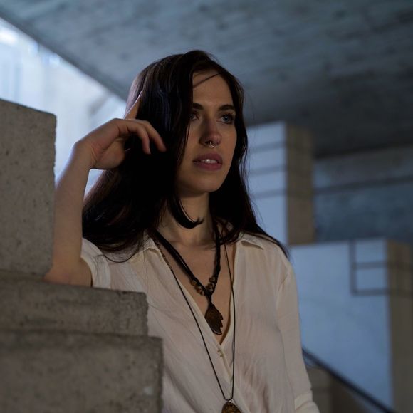 Meet your Posher, Bethany - Picture 1 of 1